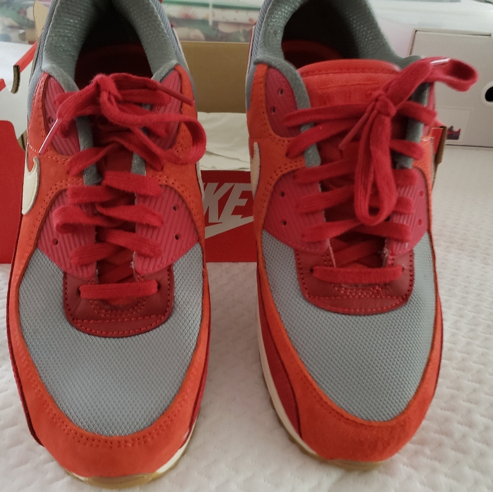 Size 11 Nike Air Max